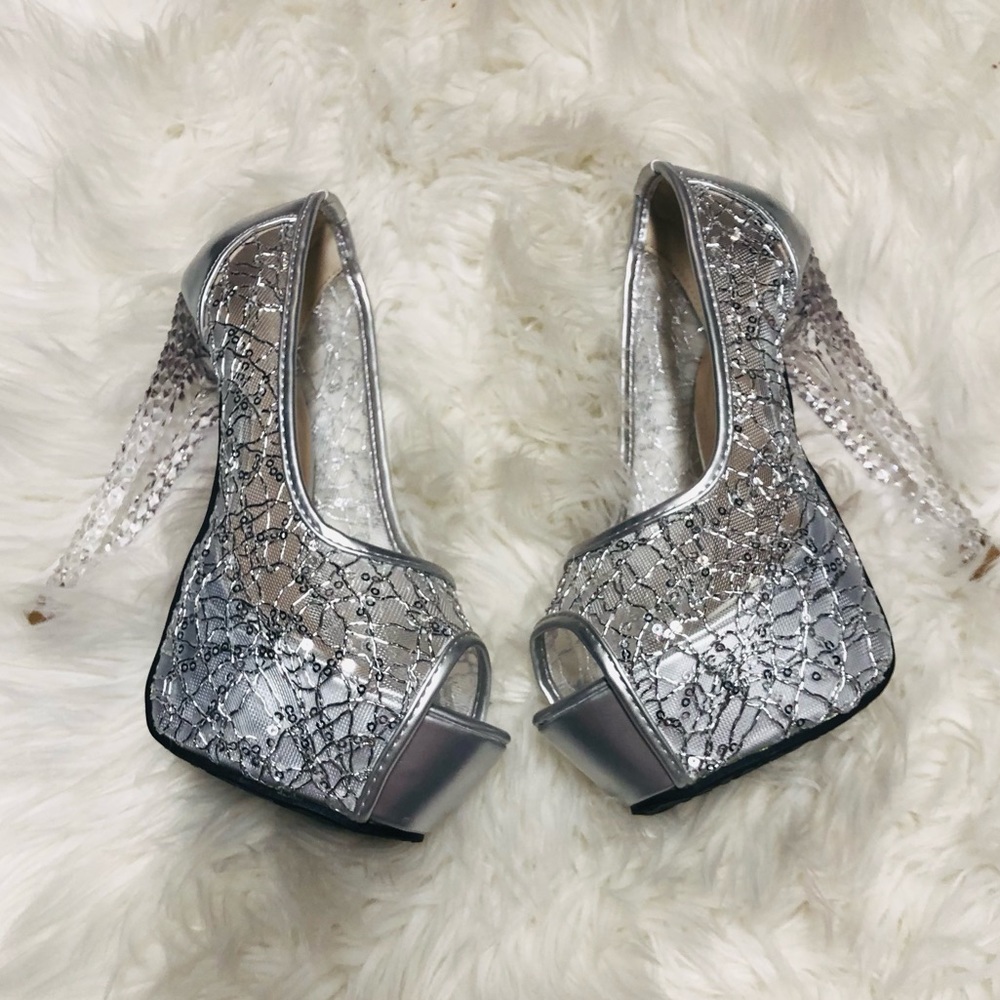Brand New - Chunky Platform Peep-toe platform 📸